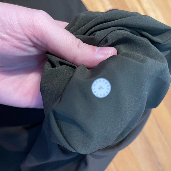 Lululemon Jet Crop - Picture 4 of 4